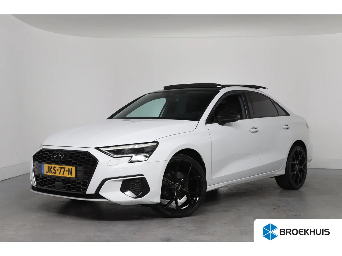 30 TFSI Advanced edition | Open Dak | Afneembare Trekhaak | LED | Sportstoelen | Navi By App | Virtual | Stoelverwarming | Cruise Adaptive | Clima | Parkeersensoren V+A | Keyless