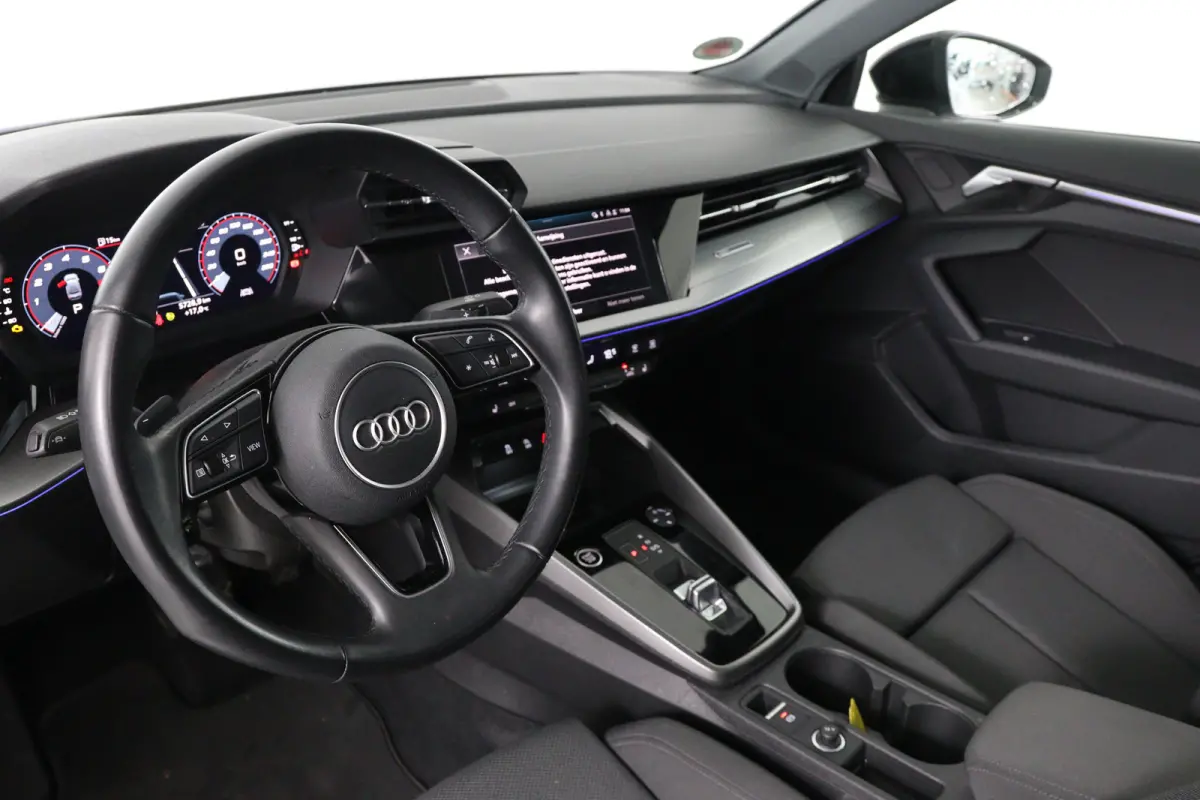 30 TFSI Advanced edition | Open Dak | Afneembare Trekhaak | LED | Sportstoelen | Navi By App | Virtual | Stoelverwarming | Cruise Adaptive | Clima | Parkeersensoren V+A | Keyless