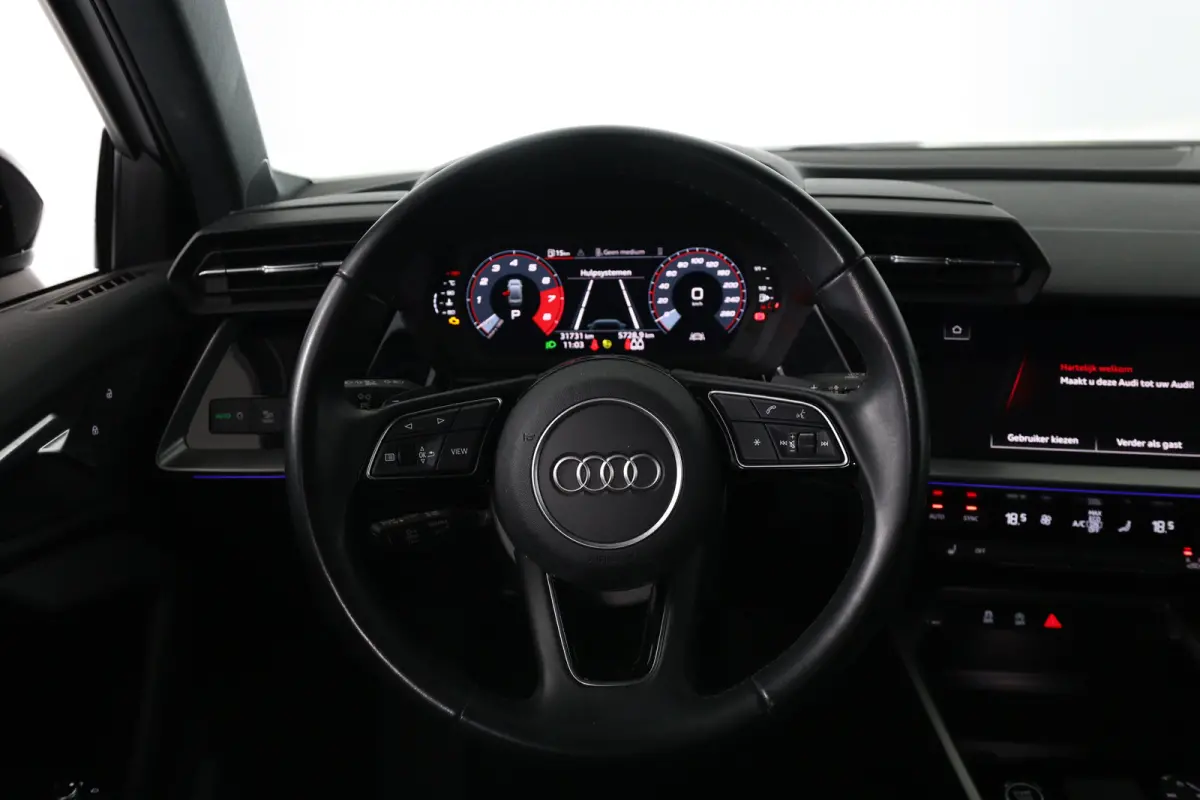 30 TFSI Advanced edition | Open Dak | Afneembare Trekhaak | LED | Sportstoelen | Navi By App | Virtual | Stoelverwarming | Cruise Adaptive | Clima | Parkeersensoren V+A | Keyless