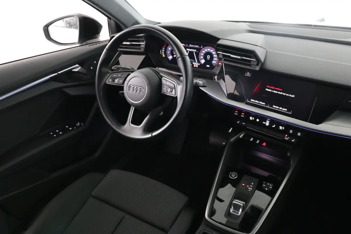 30 TFSI Advanced edition | Open Dak | Afneembare Trekhaak | LED | Sportstoelen | Navi By App | Virtual | Stoelverwarming | Cruise Adaptive | Clima | Parkeersensoren V+A | Keyless