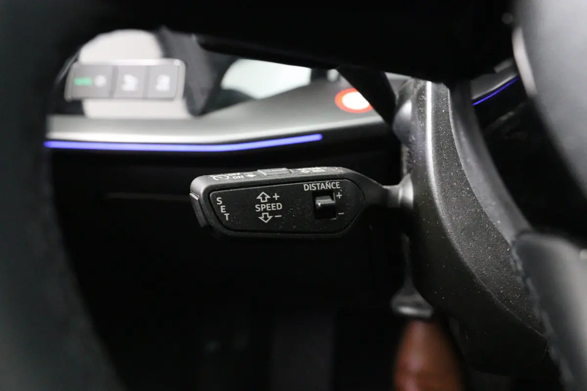 30 TFSI Advanced edition | Open Dak | Afneembare Trekhaak | LED | Sportstoelen | Navi By App | Virtual | Stoelverwarming | Cruise Adaptive | Clima | Parkeersensoren V+A | Keyless