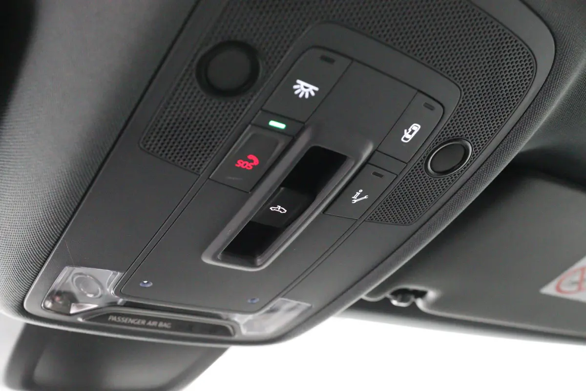 30 TFSI Advanced edition | Open Dak | Afneembare Trekhaak | LED | Sportstoelen | Navi By App | Virtual | Stoelverwarming | Cruise Adaptive | Clima | Parkeersensoren V+A | Keyless