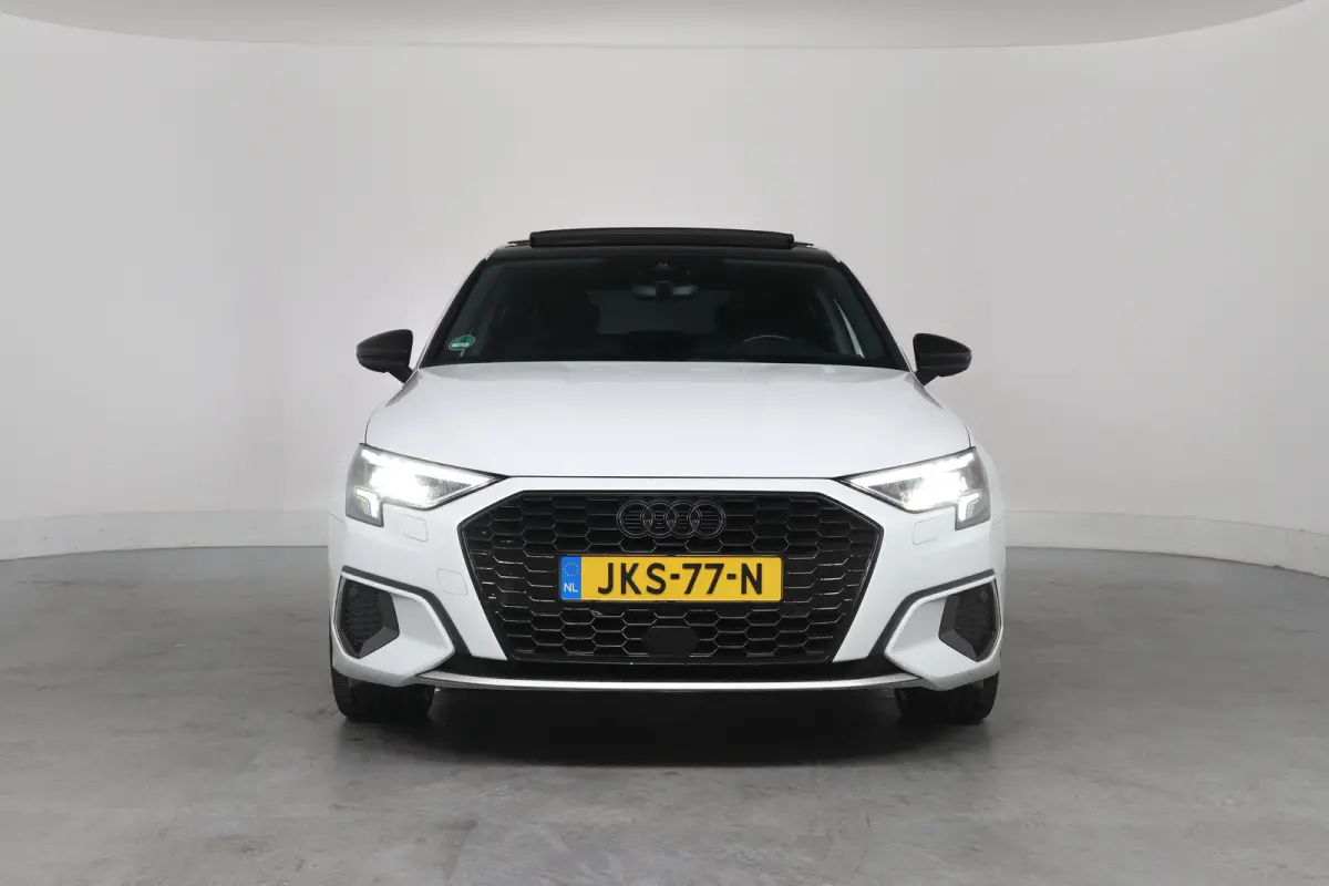 30 TFSI Advanced edition | Open Dak | Afneembare Trekhaak | LED | Sportstoelen | Navi By App | Virtual | Stoelverwarming | Cruise Adaptive | Clima | Parkeersensoren V+A | Keyless