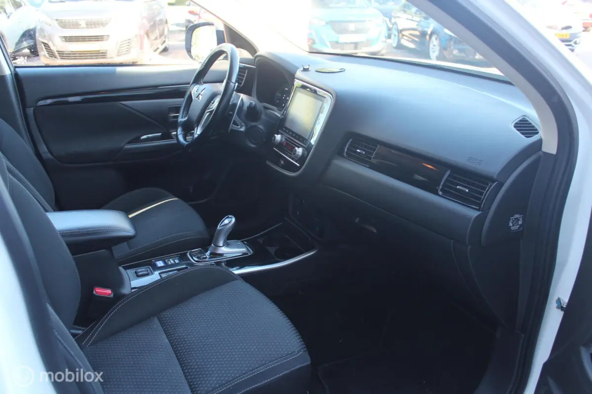 2.4 PHEV Pure Trekhaak/Stoelverwarm/NAP