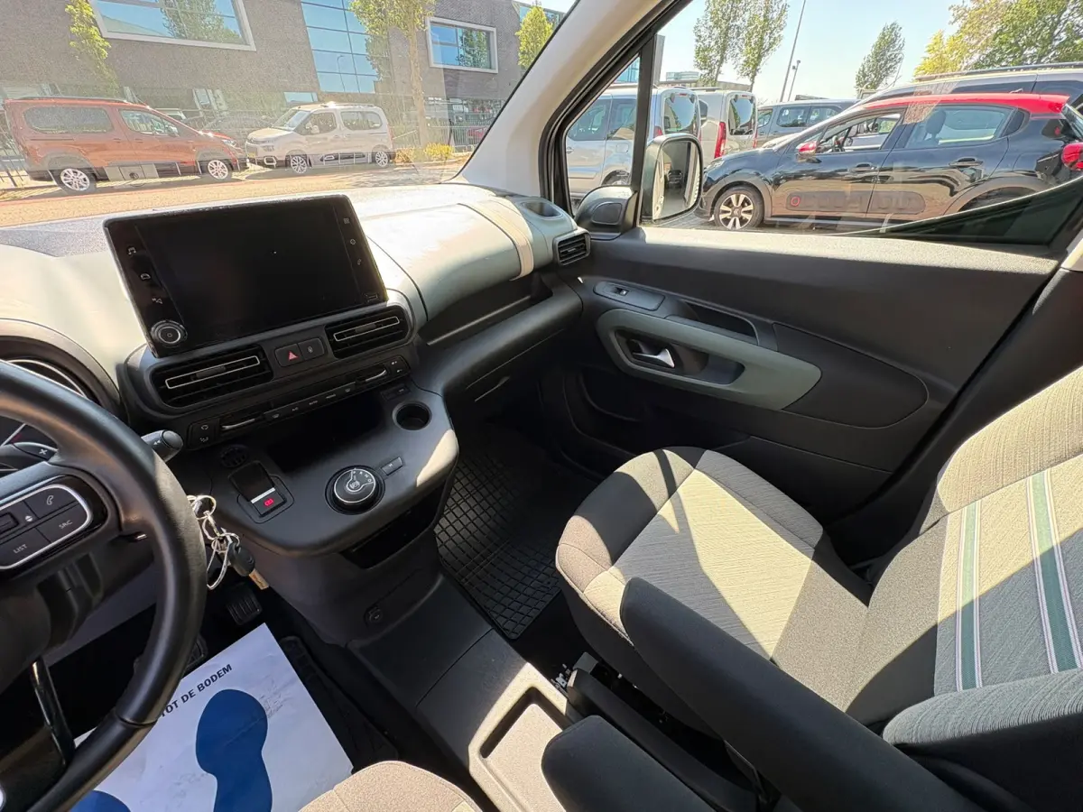 1.2 PureTech XTR GARANTIE! BOM-VOL-OPTIES WEINIG KM! AUTOMAAT
