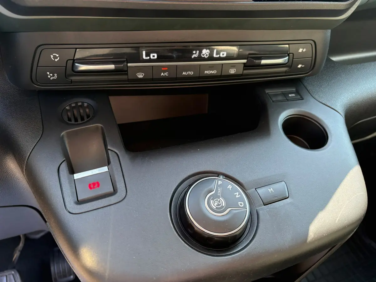 1.2 PureTech XTR GARANTIE! BOM-VOL-OPTIES WEINIG KM! AUTOMAAT