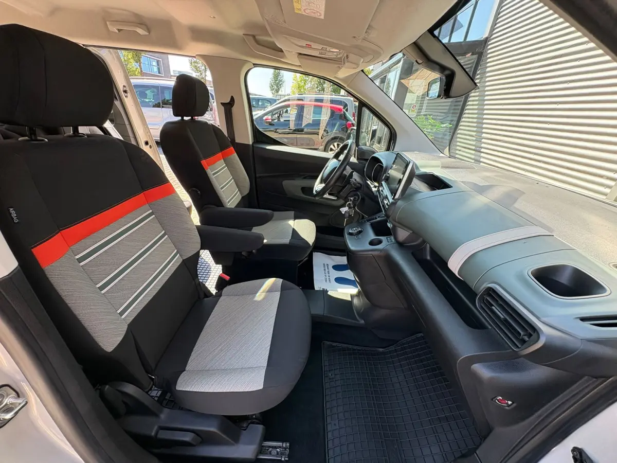 1.2 PureTech XTR GARANTIE! BOM-VOL-OPTIES WEINIG KM! AUTOMAAT