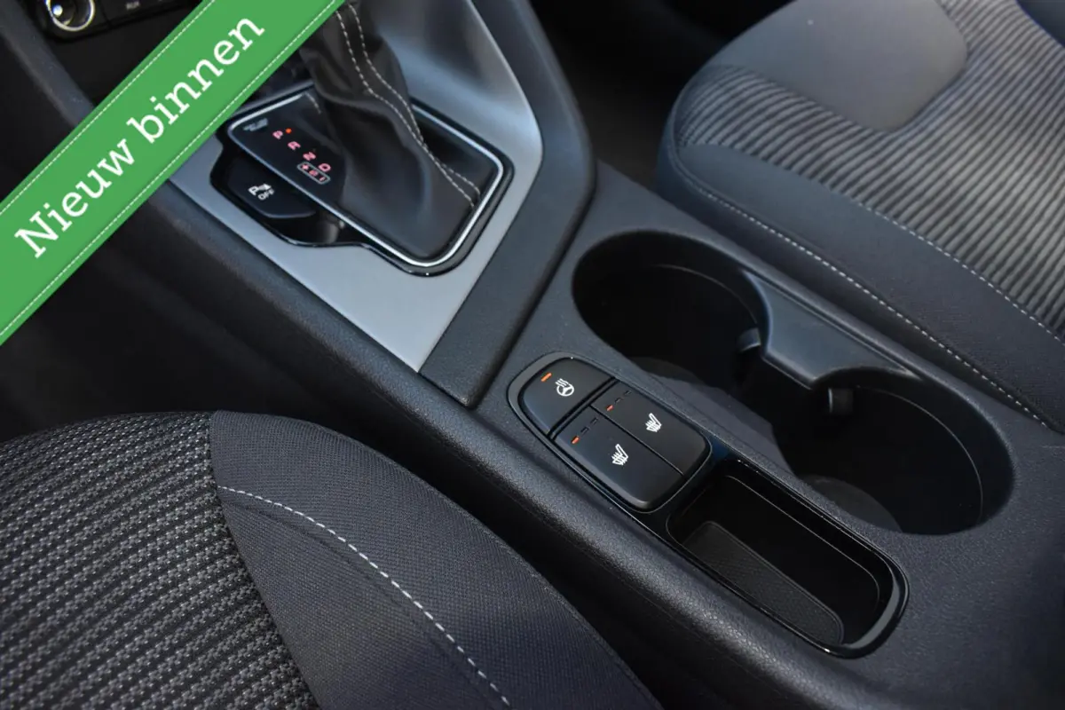 1.6 GDi Hybrid First Edition NAVIGATIE/TREKHAAK/CAMERA/ETC.!