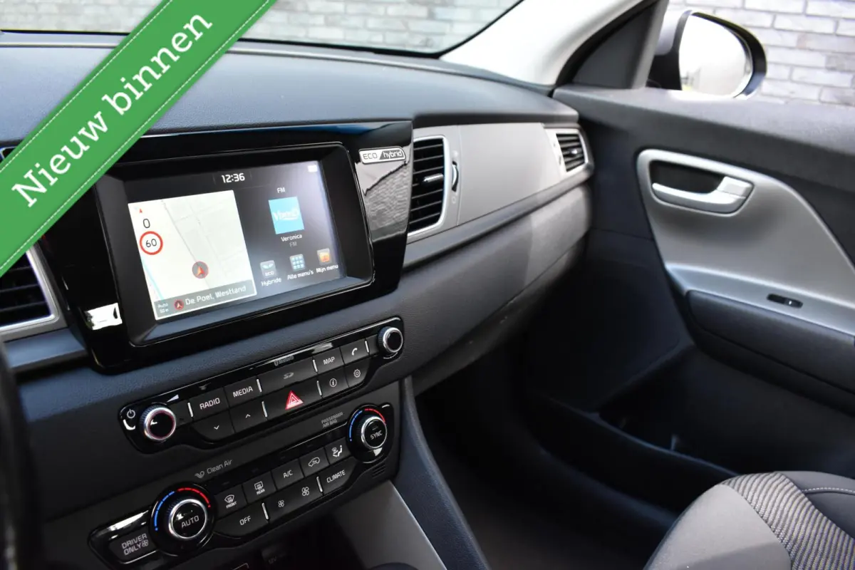 1.6 GDi Hybrid First Edition NAVIGATIE/TREKHAAK/CAMERA/ETC.!