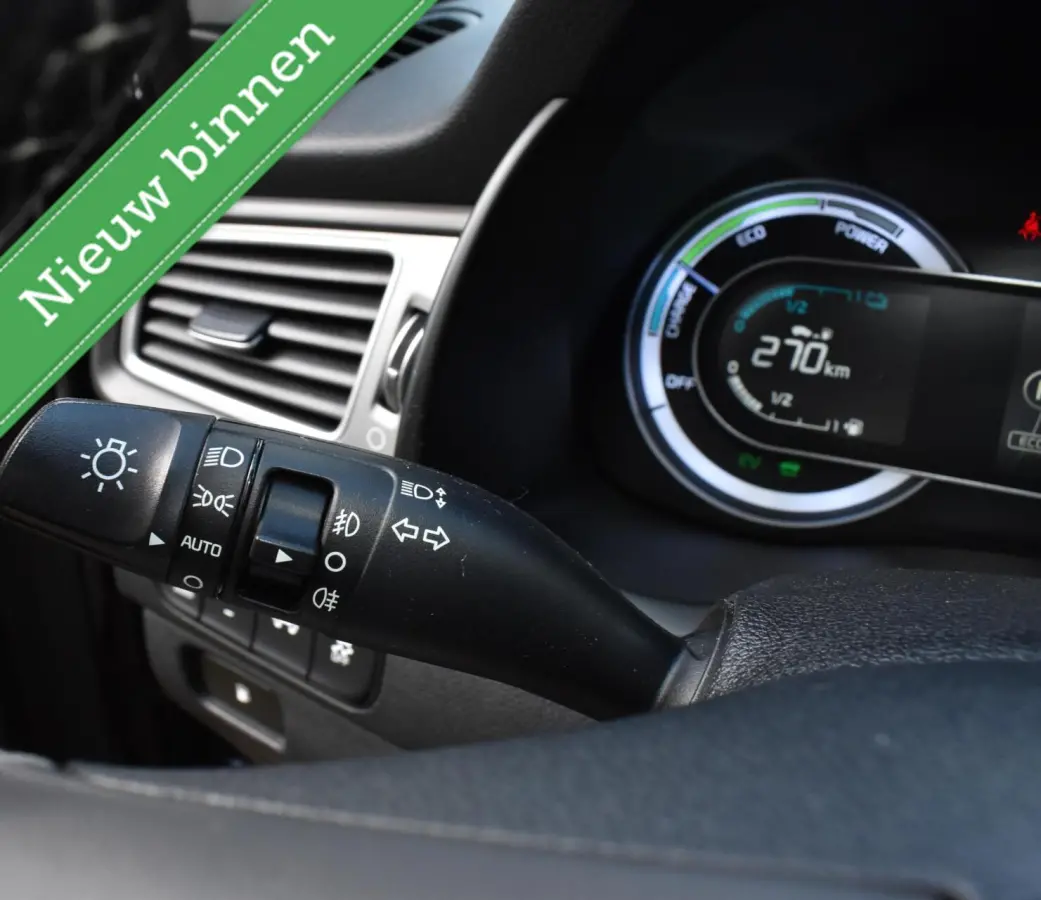 1.6 GDi Hybrid First Edition NAVIGATIE/TREKHAAK/CAMERA/ETC.!