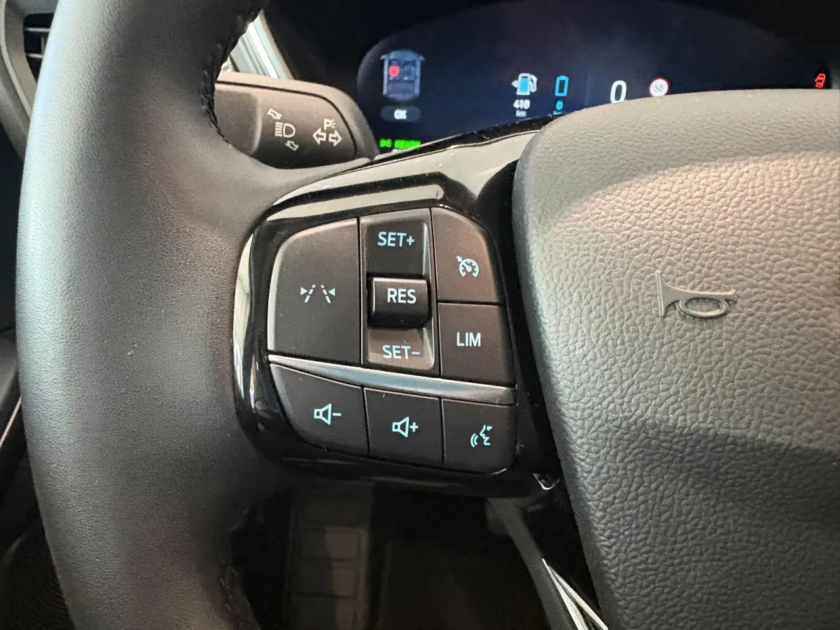 2.5 PHEV Titanium ALL WEATHER BANDEN | APPLE CARPLAY | ELEKTRISCH WEGKLAPBARE TREKHAAK | CRUISE CONTROL | DEALER ONDERHOUDEN
