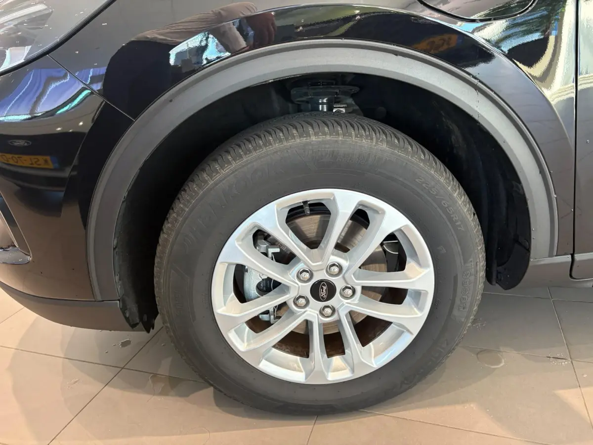 2.5 PHEV Titanium ALL WEATHER BANDEN | APPLE CARPLAY | ELEKTRISCH WEGKLAPBARE TREKHAAK | CRUISE CONTROL | DEALER ONDERHOUDEN