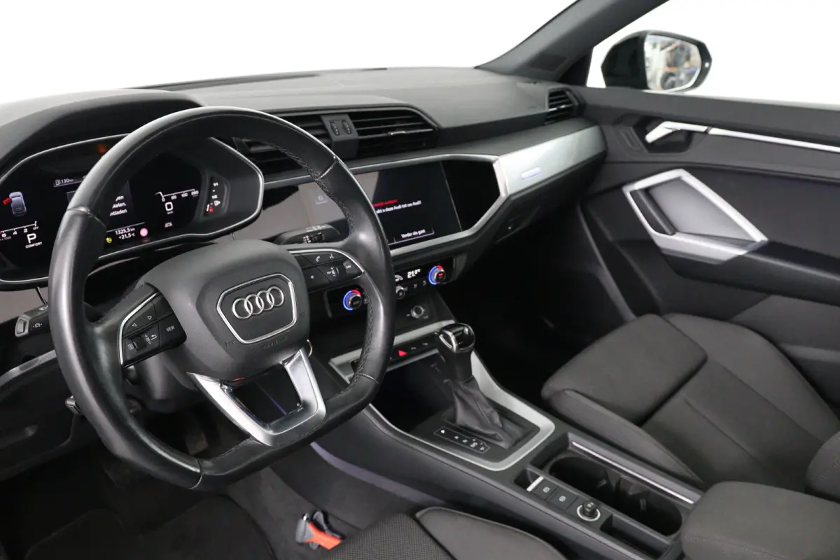 35 TFSI Business Edition | Open Dak | Black Pack | Sportstoelen | LED | Virtual | Sfeerverlichting | Cruise | keyless | Elk. Achterklep | Parkeersensoren V+A | Lichtmetalen Velgen