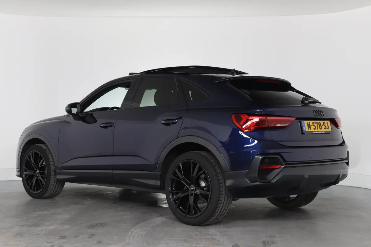 35 TFSI Business Edition | Open Dak | Black Pack | Sportstoelen | LED | Virtual | Sfeerverlichting | Cruise | keyless | Elk. Achterklep | Parkeersensoren V+A | Lichtmetalen Velgen