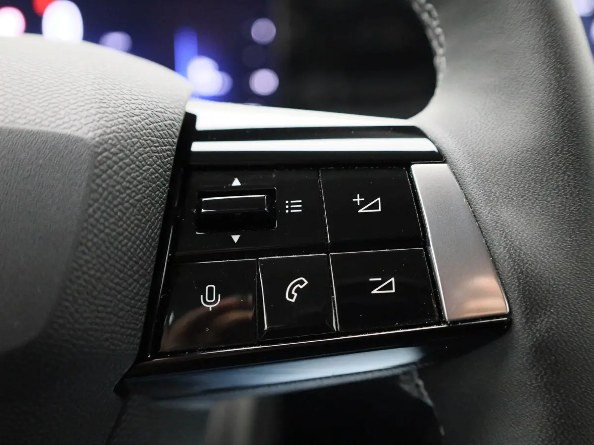 1.2 Turbo Edition | 110pk | 40.000km | Apple Carplay/Android Auto | Parkeersensoren Voor + Achter |
