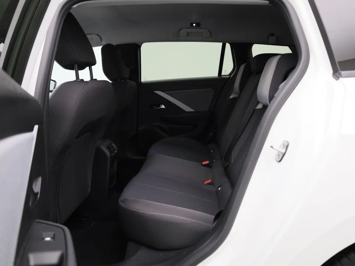1.2 Turbo Edition | 110pk | 40.000km | Apple Carplay/Android Auto | Parkeersensoren Voor + Achter |