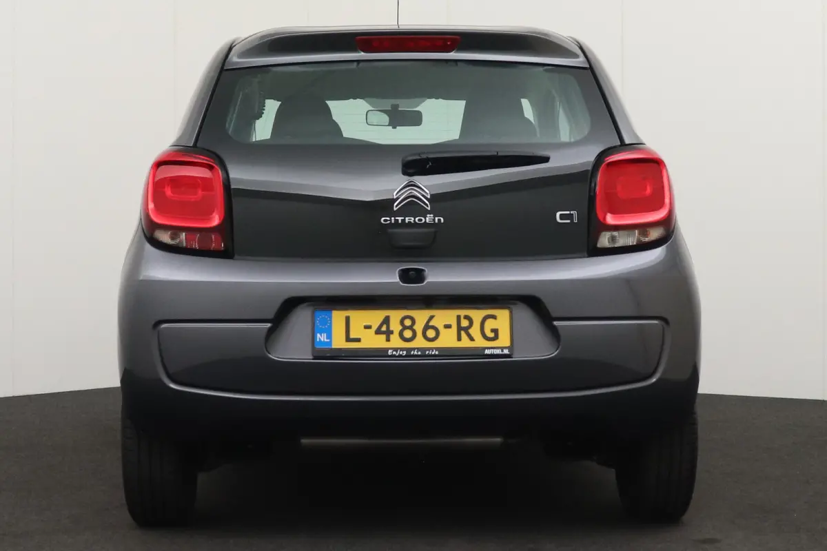 1.0 VTi Shine Comfort Plus Climate Camera Carplay 15'LMV DAB