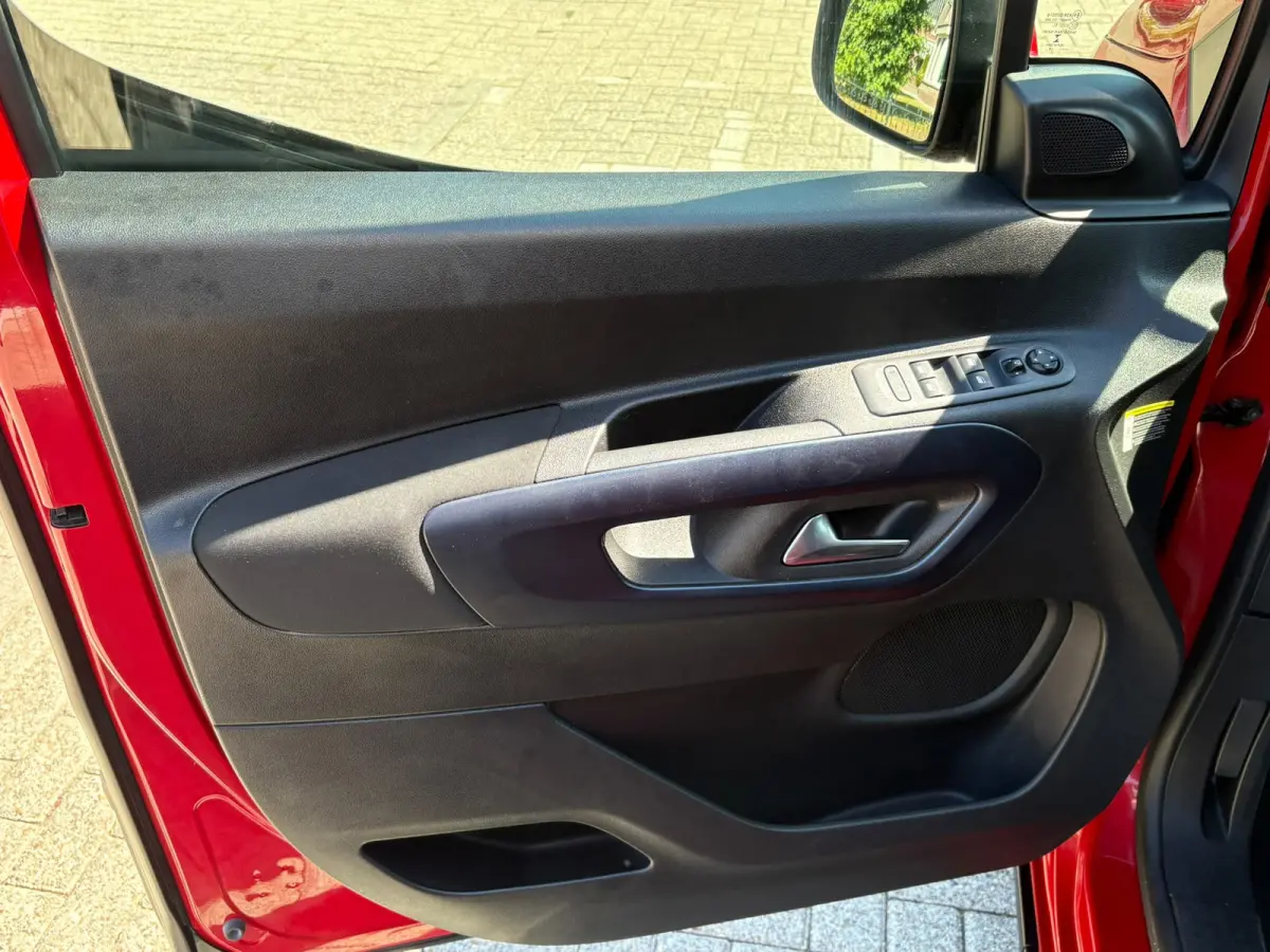 1.2 Puretech Allure NIEUW-STAAT! GARANTIE