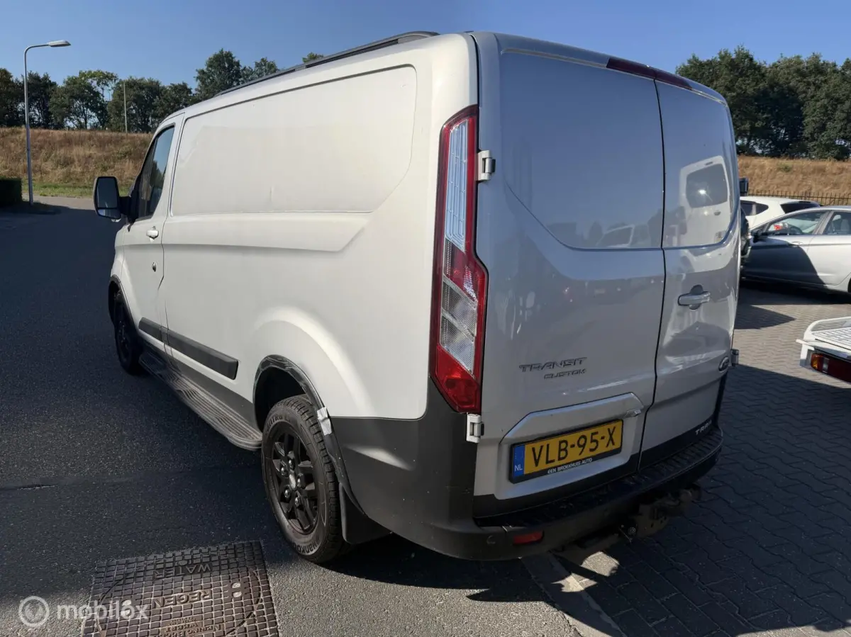300 2.0 TDCI L1H1 Trail koel auto