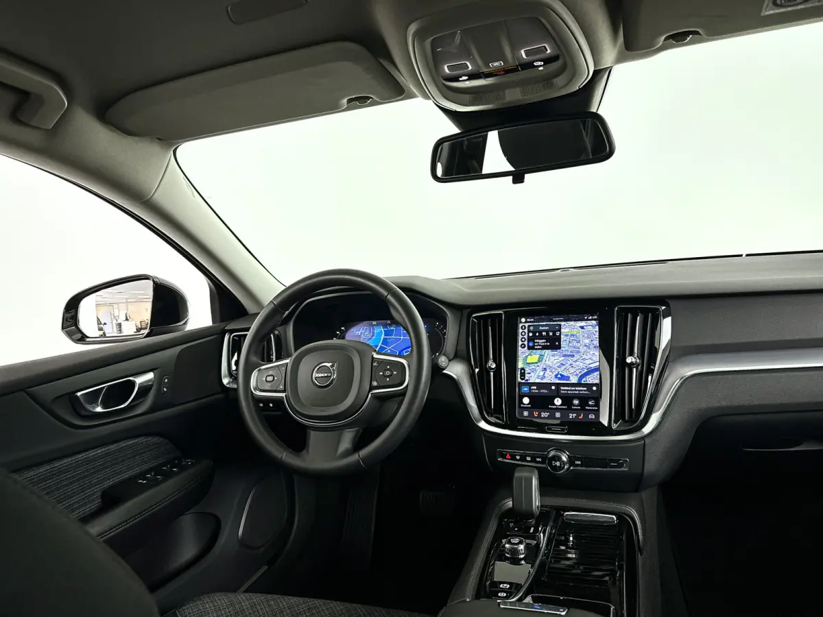 T6 Plug-in hybrid AWD Essential Bright | Parkeercamera | Cruise control | Stoel- en stuurverwarming