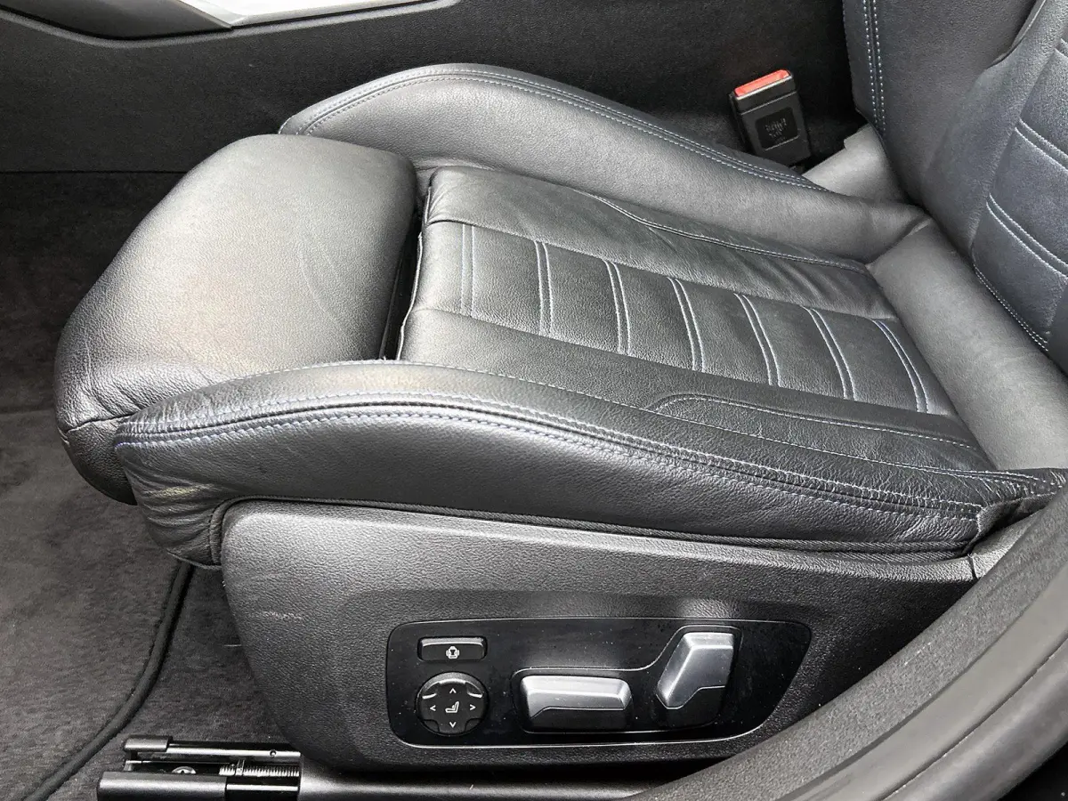 M340i xDrive High Executive | PANORAMADAK | 360 CAMERA | SPORTSTOELEN | HEAD UP | APPLE CARPLAY - ANDROID AUTO | MEMORY | ELEKTRISCHE KOFFERKLEP | HARMAN KARDON | STOELVERWARMING | ADAPTIVE 