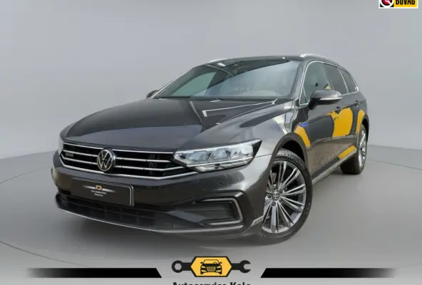 1.4 TSI PHEV GTE * Panoramadak * AUTOMAAT * Navigatiesysteem * 18 Inch Velgen *