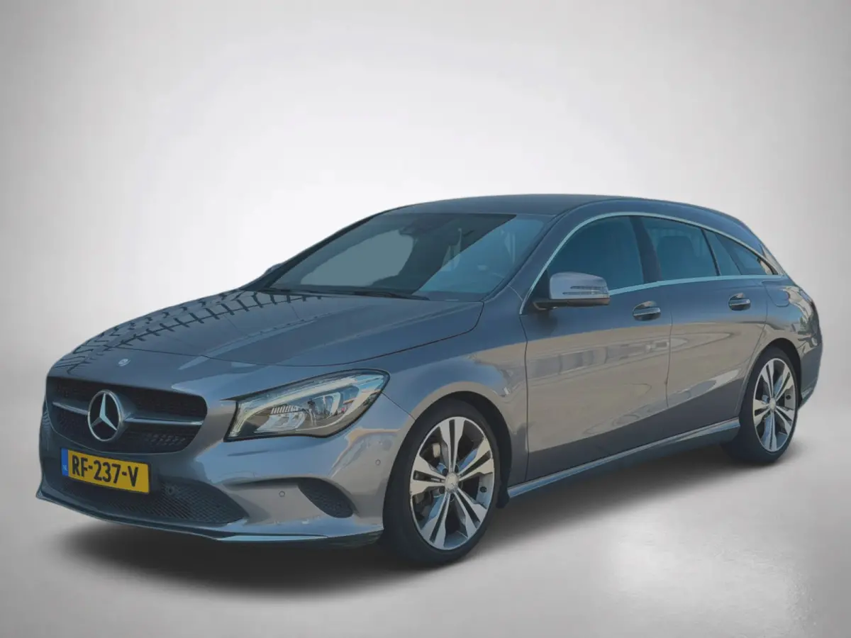 200 Ambition(NL-auto, Goed OndH, Navi, Carplay StoelV, Parkeersensoren V+A, Etc)