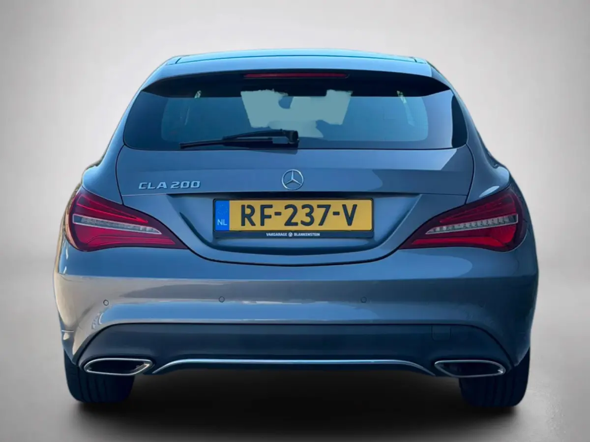 200 Ambition(NL-auto, Goed OndH, Navi, Carplay StoelV, Parkeersensoren V+A, Etc)
