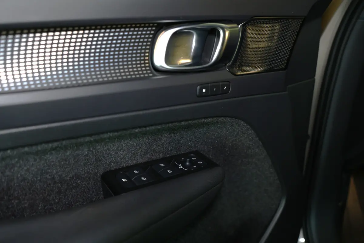 1.5 T5 R-Design AVM H&K CARPLAY MEMORY NAVI CLIMA ACC CAMERA STOELVW '22