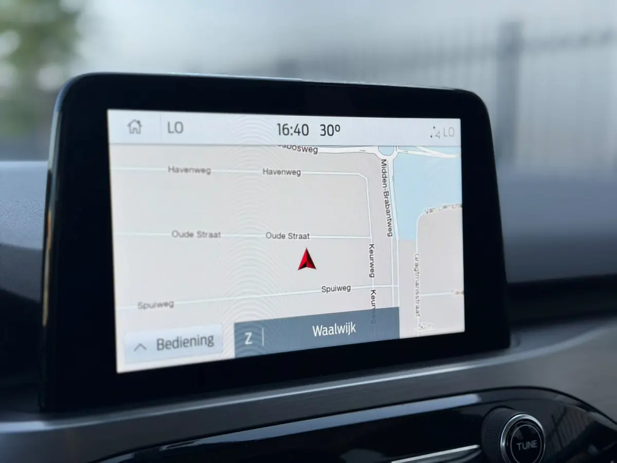 2.5 PHEV Titanium(Goed OnderH, Navi, Parkeersensor V+A, Cruise Con, Digitale Dash, Etc)