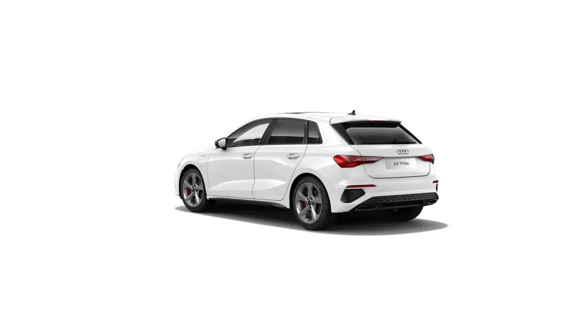 45 TFSI e S edition Competition 245 PK | S-line | Panoramadak | Cruise control | Stoelverwarming | Navigatie | Apple Carplay | Android Auto | Lichtmetalen velgen |