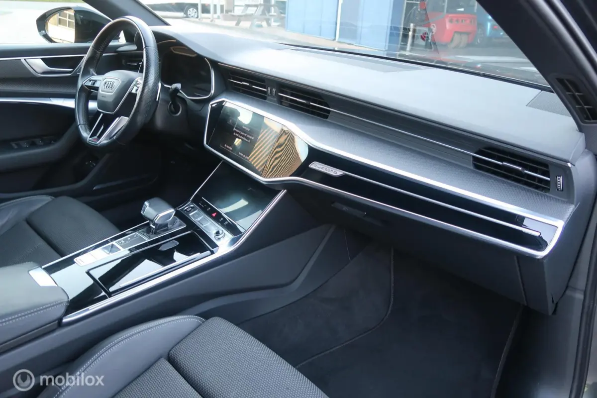 55 TFSI e quattro Competition TREKHAAK