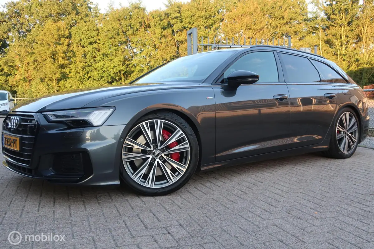 55 TFSI e quattro Competition TREKHAAK