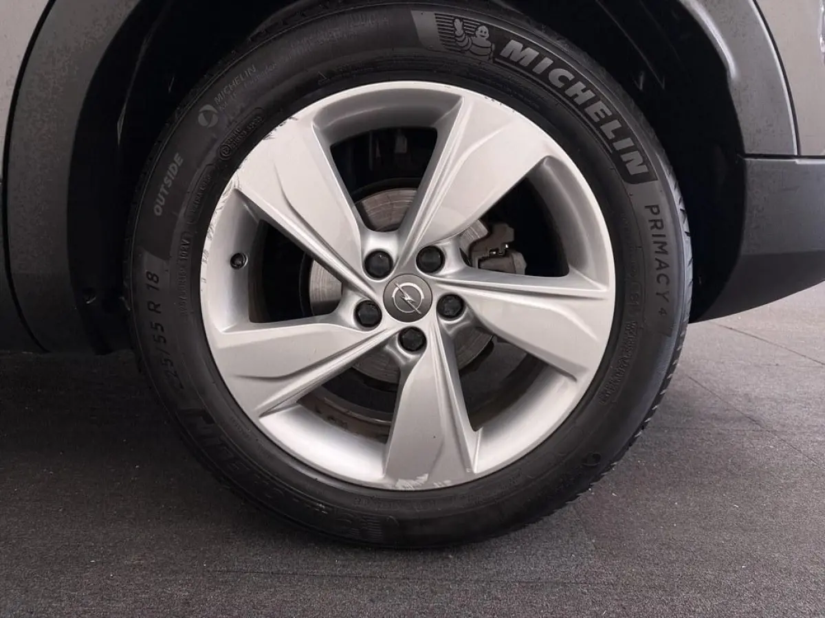 1.2 Turbo Automaat Trekhaak/Winterpakket/18inch/ Nav/CarPlay