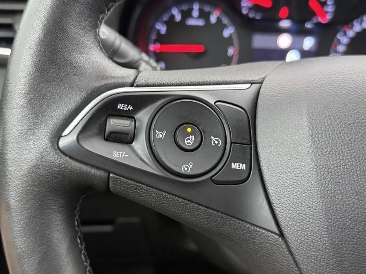 1.2 Turbo Automaat Trekhaak/Winterpakket/18inch/ Nav/CarPlay