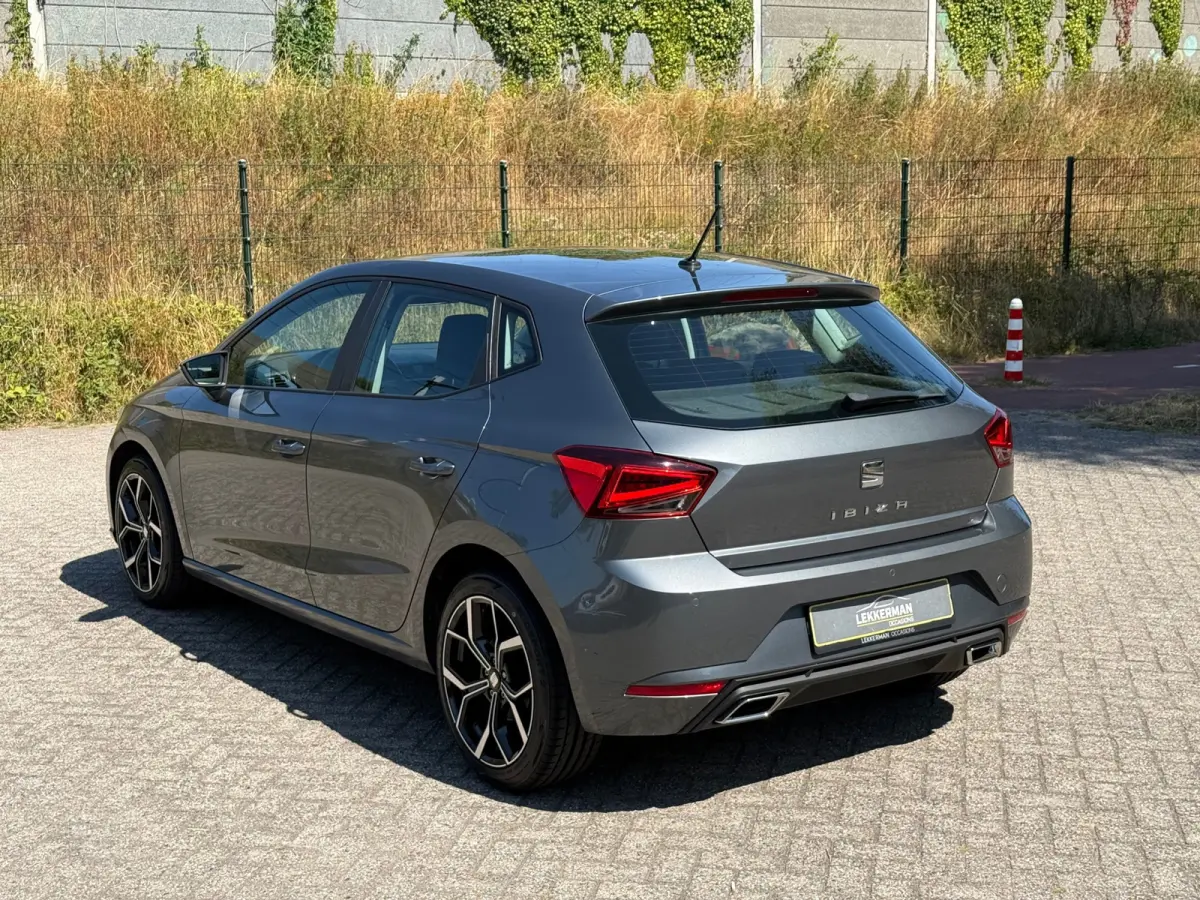 1.0 TSI FR EERSTE EIG I CARPLAY I 1E EIG I PDC I CLIMA I NWE BANDEN