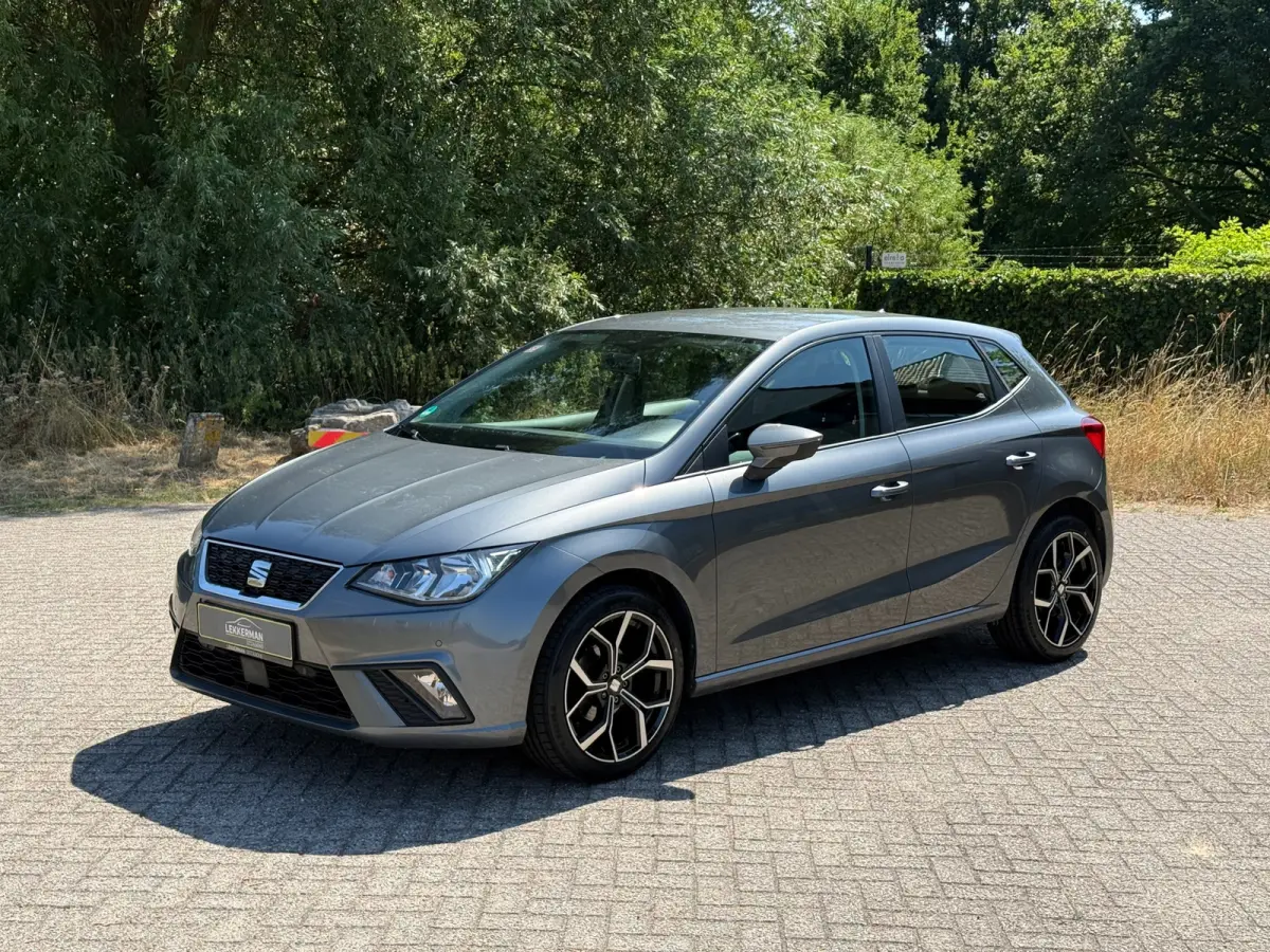 1.0 TSI FR EERSTE EIG I CARPLAY I 1E EIG I PDC I CLIMA I NWE BANDEN