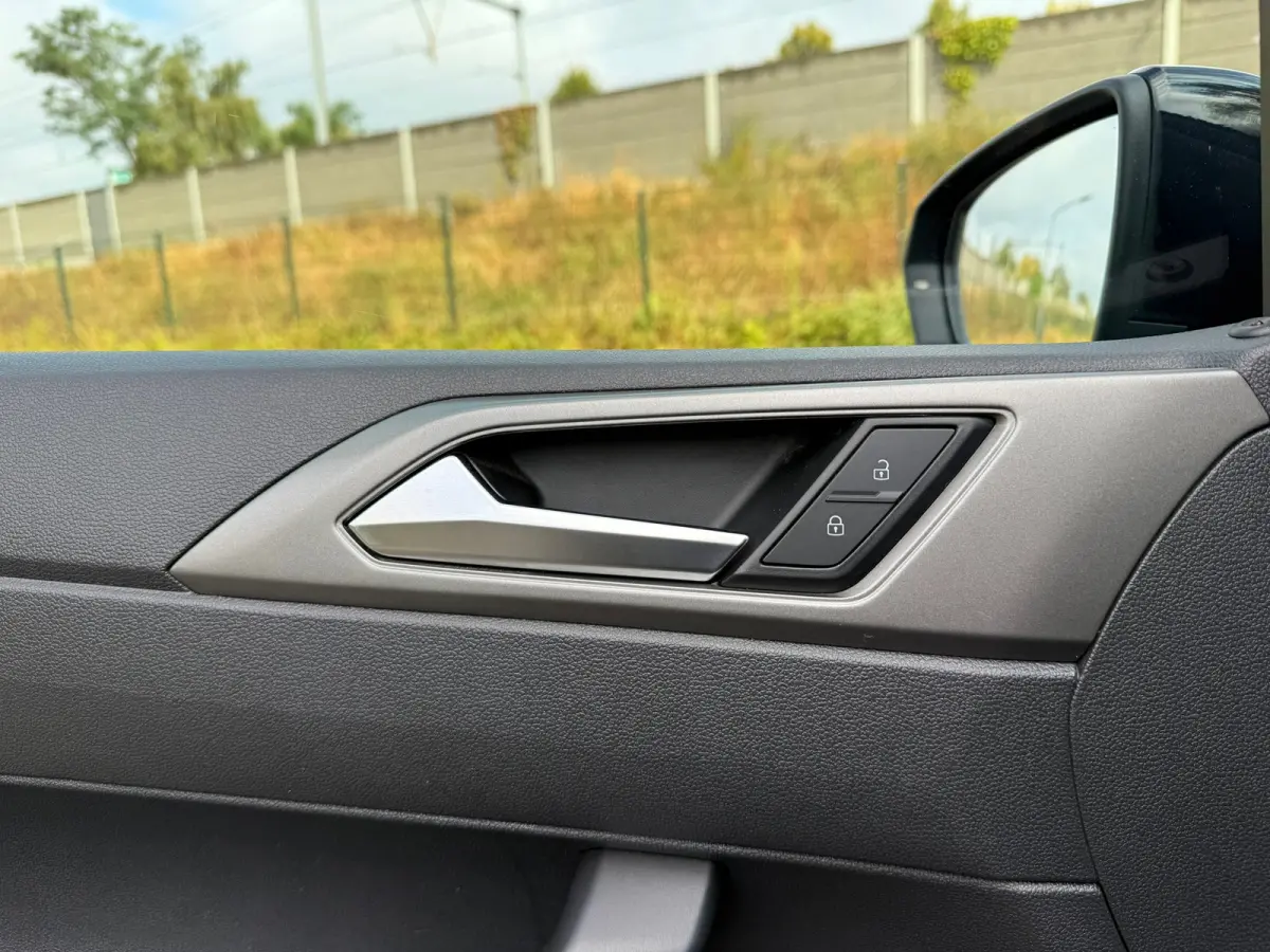 1.0 TSI Highline DSG I LED I TREKHAAK I BLUETOOTH I NWE APK