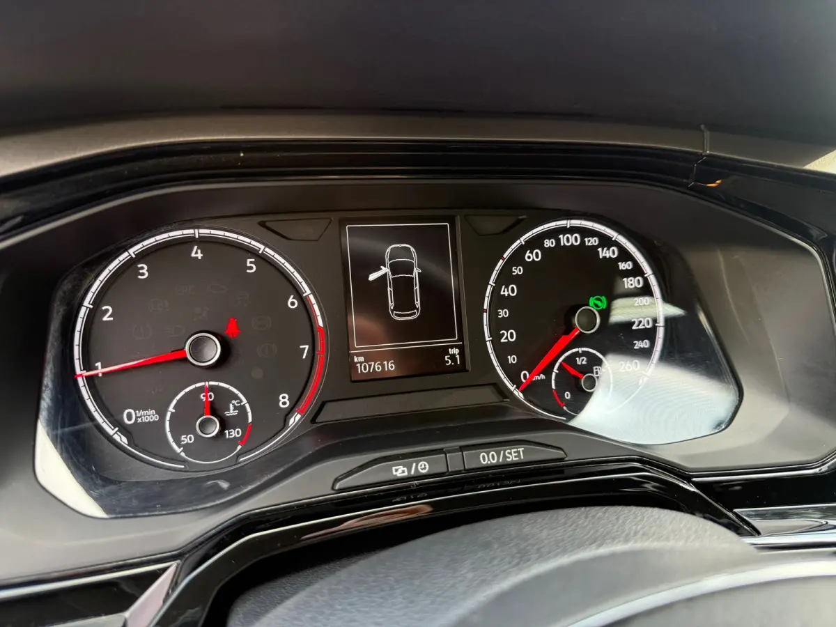 1.0 TSI Highline DSG I LED I TREKHAAK I BLUETOOTH I NWE APK