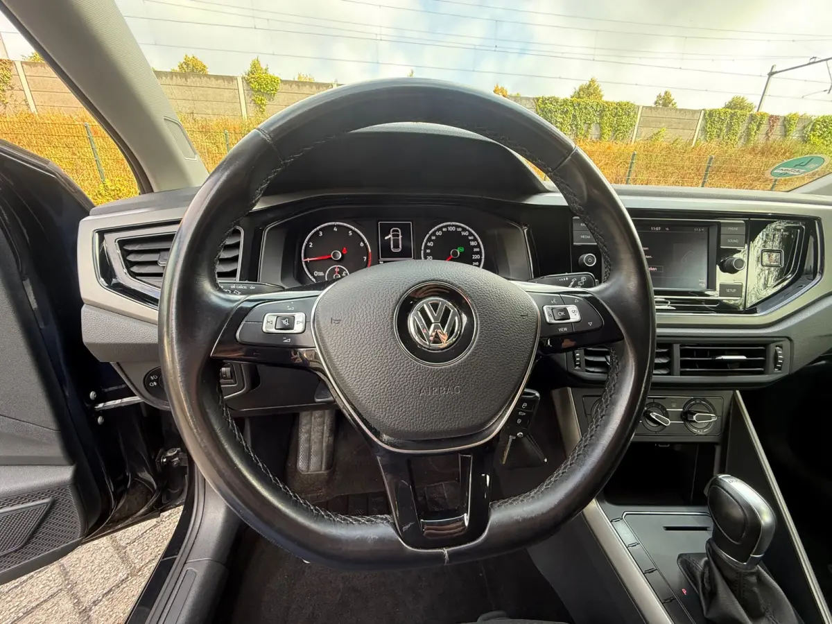 1.0 TSI Highline DSG I LED I TREKHAAK I BLUETOOTH I NWE APK