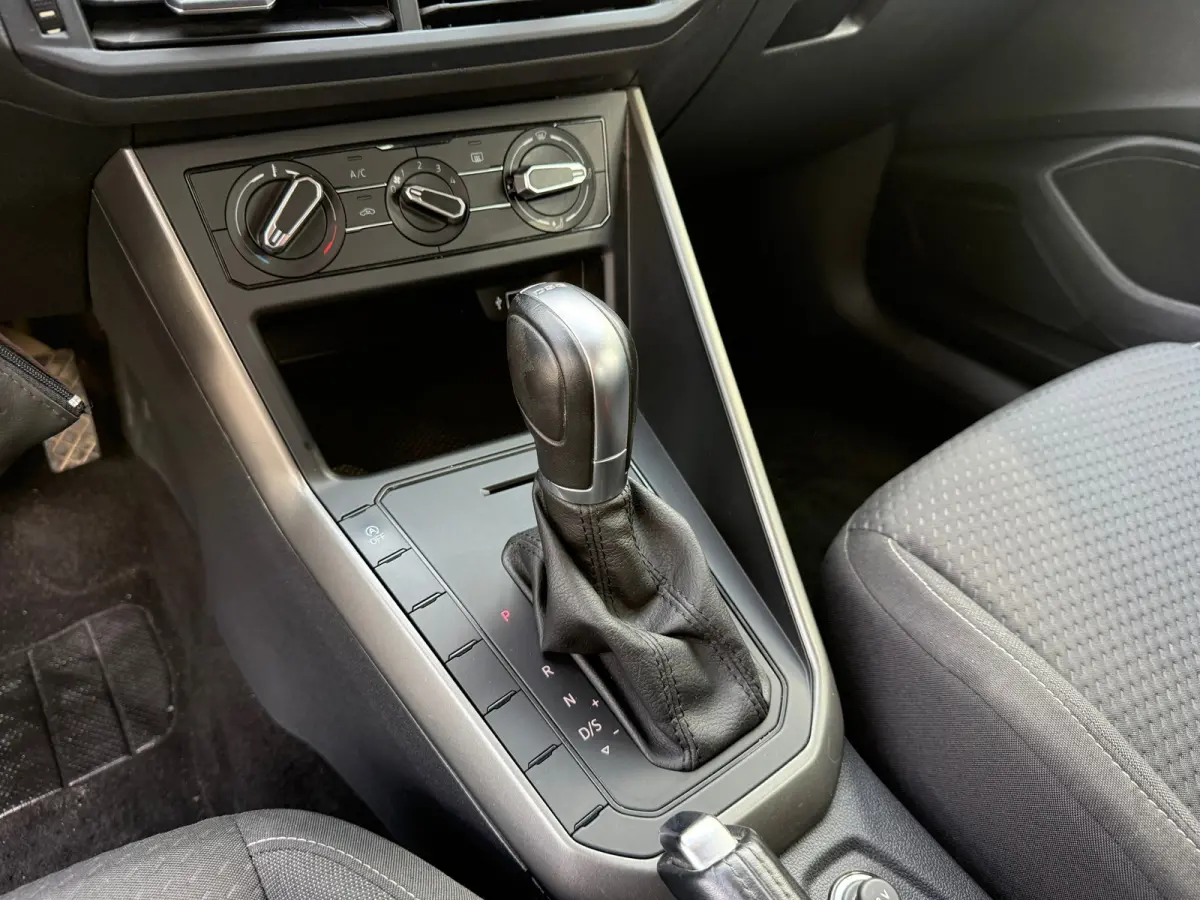 1.0 TSI Highline DSG I LED I TREKHAAK I BLUETOOTH I NWE APK