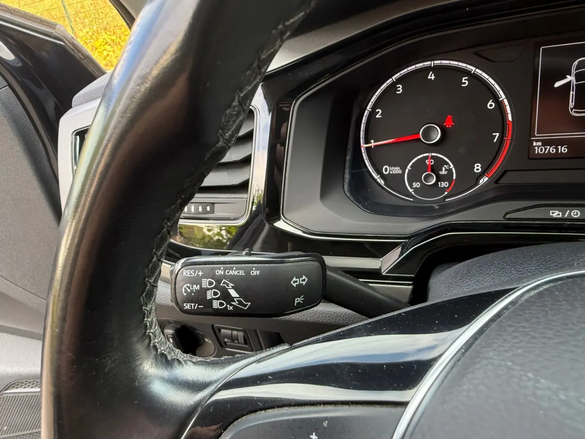 1.0 TSI Highline DSG I LED I TREKHAAK I BLUETOOTH I NWE APK