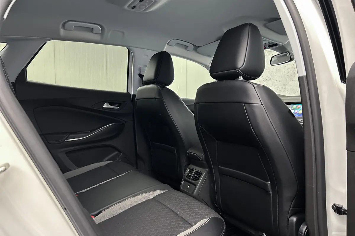 1.2 Turbo Elegance | Camera | Half leder | Navigatie | Cruise control
