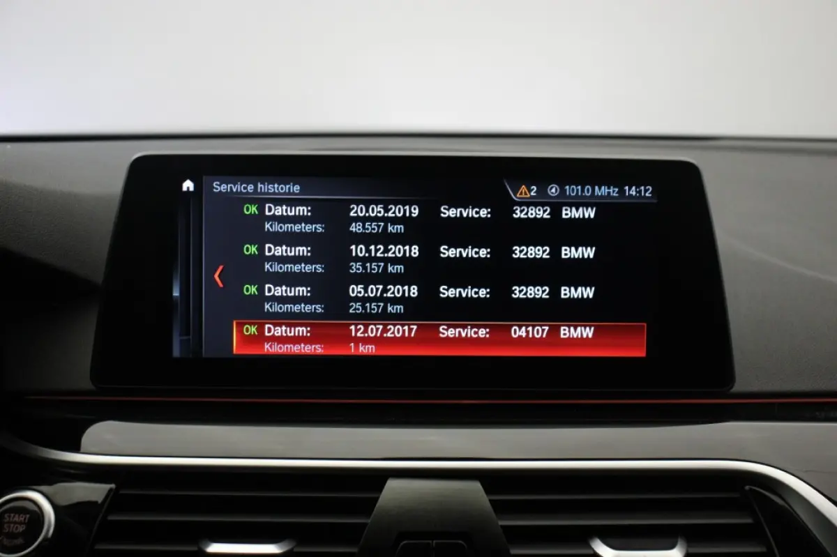 530i SportLine Executive Automaat - Leer, Stoelverw. Xenon