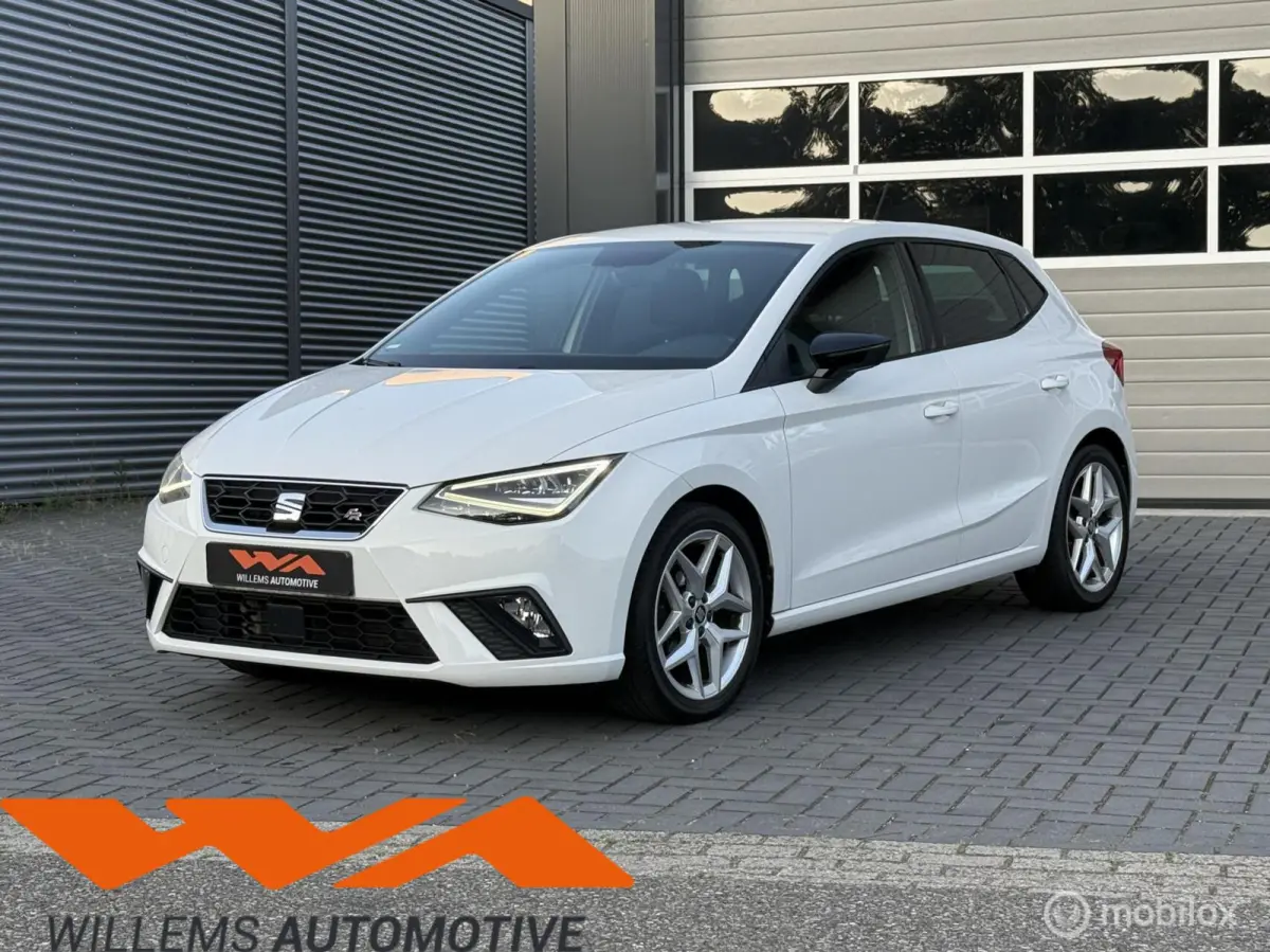 1.0 TSI FR 17'Inch|LED|Cruise|Stoelverwarming