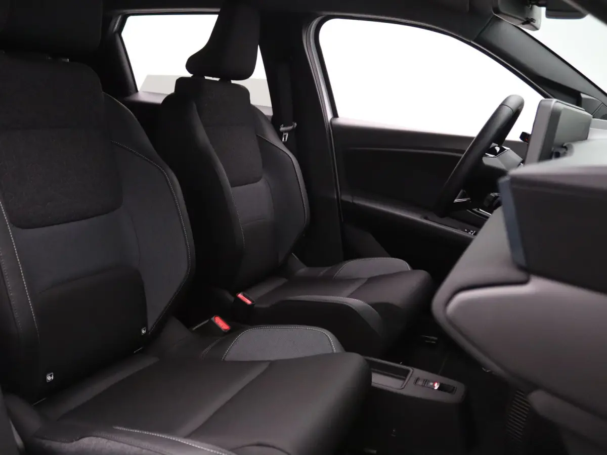 ENGAGE - Launch Edition 40 kWh Apple Carplay/Android Auto | Climate