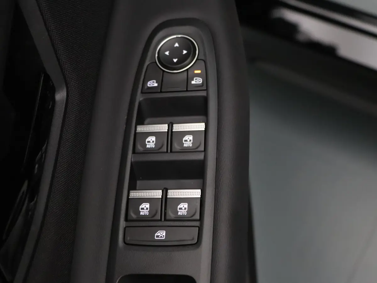 ENGAGE - Launch Edition 40 kWh Apple Carplay/Android Auto | Climate