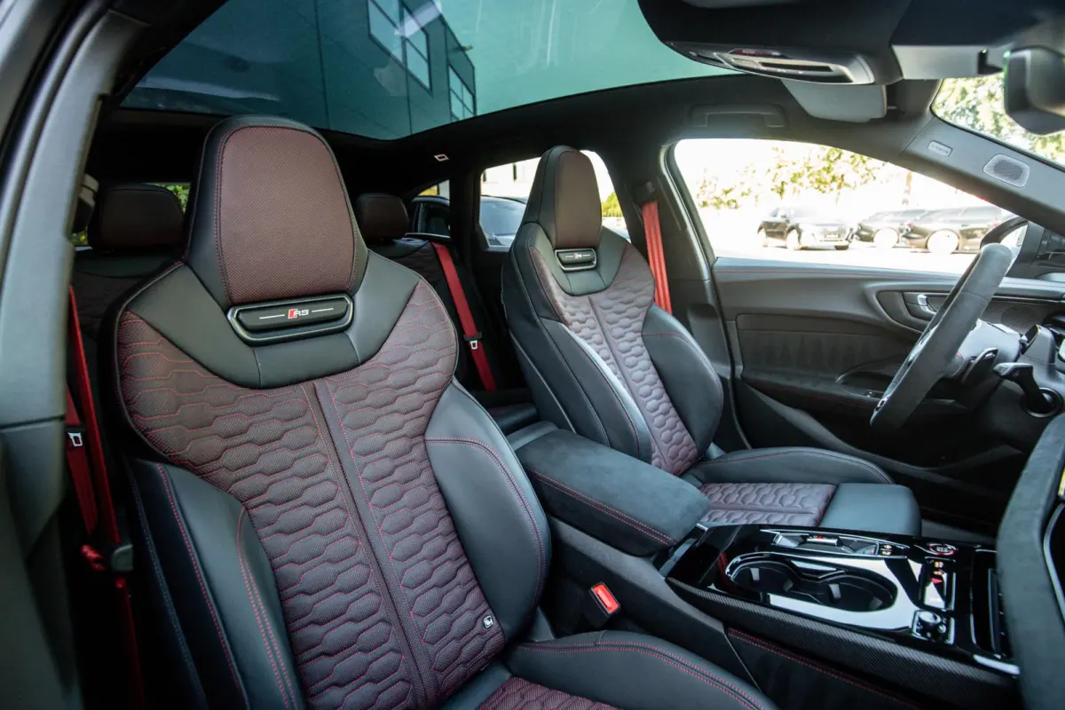 RS5 Avant e-hybrid quattro, Keramisch, Carbon, 2026