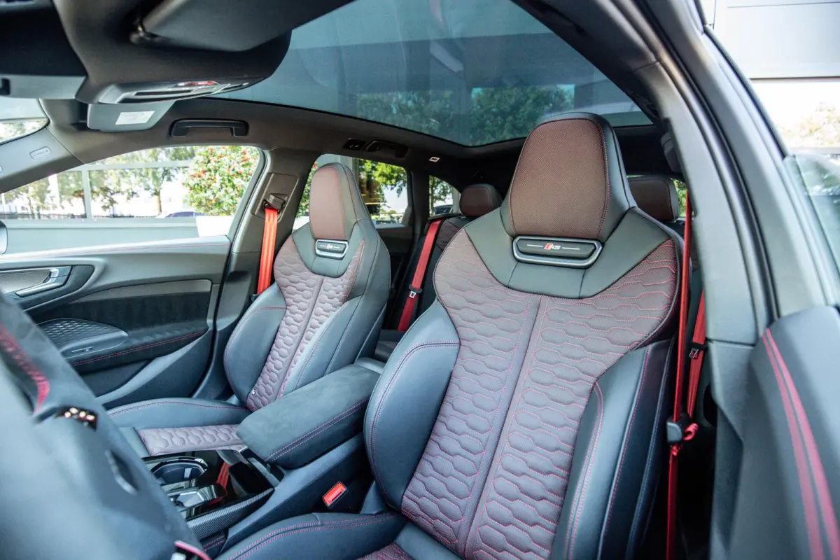 RS5 Avant e-hybrid quattro, Keramisch, Carbon, 2026