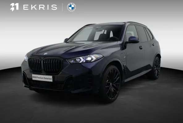 xDrive50e M Sportpakket Pro | Travel Pack | Innovation Pack | Comfort Plus Pack | Exclusive Pack | Integral Active Steering | Soft Close | Trekhaak | Panoramadak | M Multifunctionele voorsto